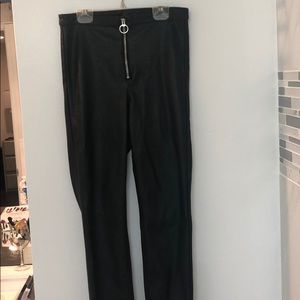 Black leather pants with cute zipper